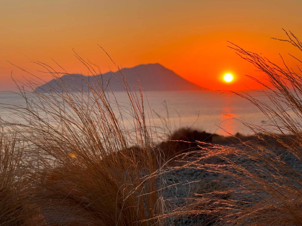 Echoes Milos Plaka  Dış mekan fotoğraf