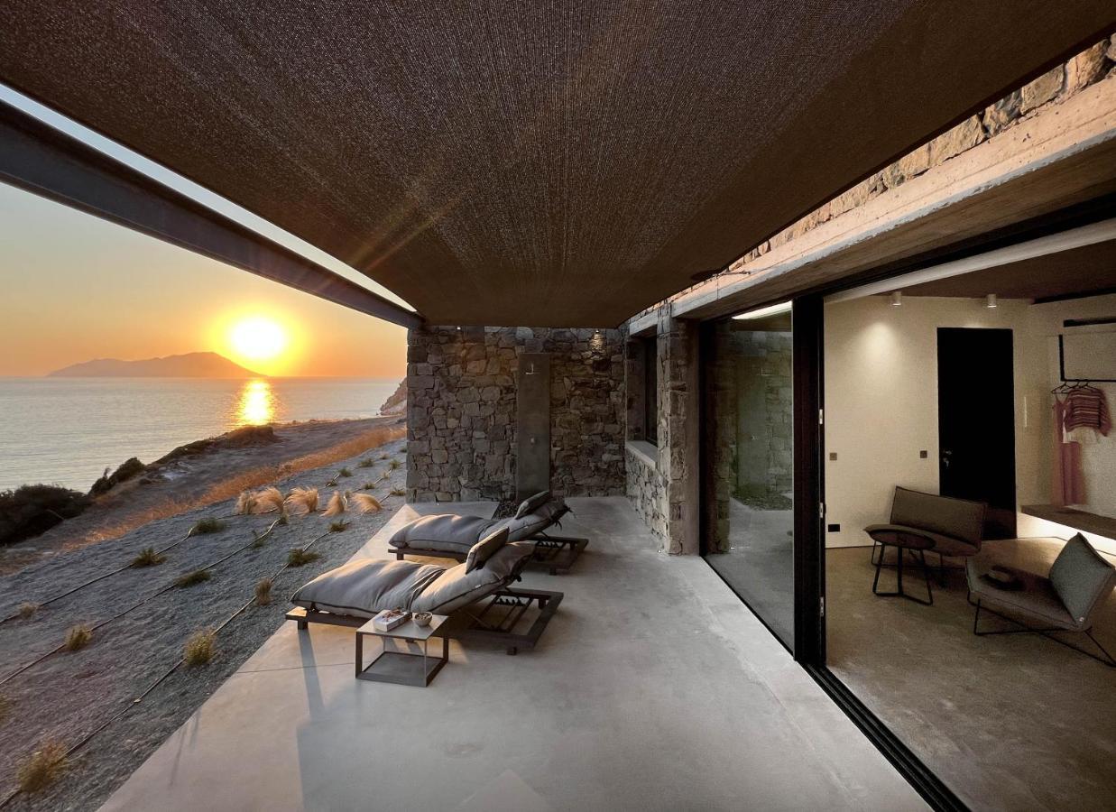 Echoes Milos Plaka  Dış mekan fotoğraf