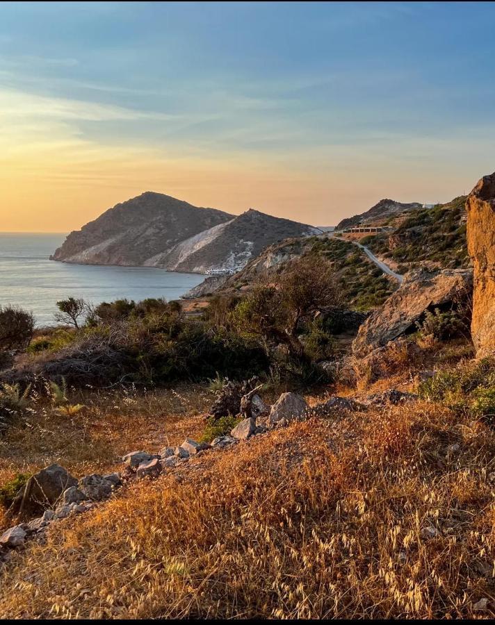 Echoes Milos Plaka  Dış mekan fotoğraf